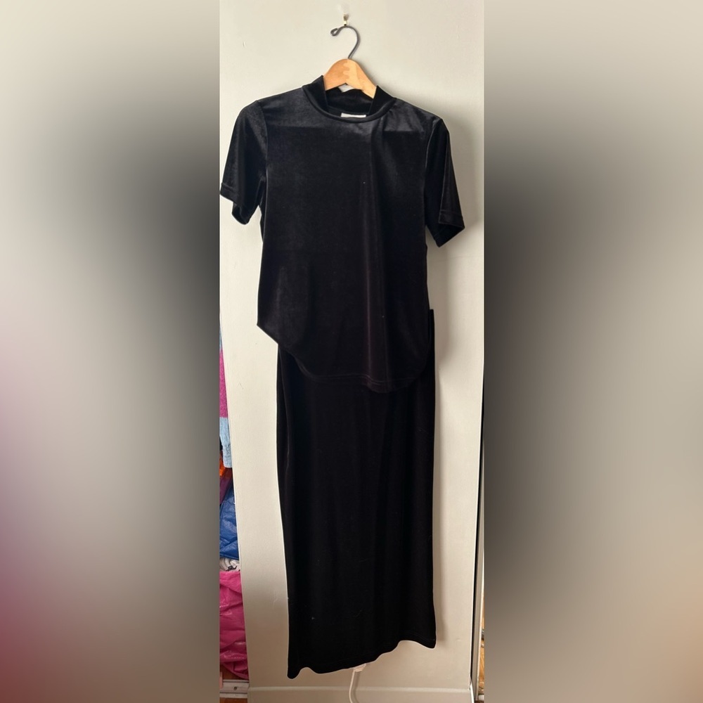 2pc vintage velour skirt set - Picture 2 of 11